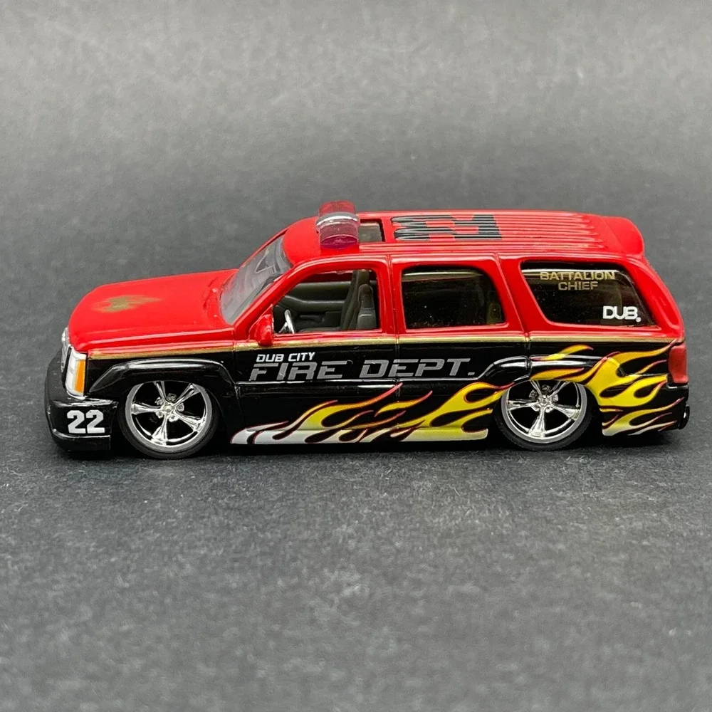 Jada Dub City Cadillac Escalade SUV Red/Black Fire Department Diecast 1/64 Scale